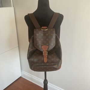 Auth Louis Vuitton Classic Monogram Backpack in excellent vintage condition.